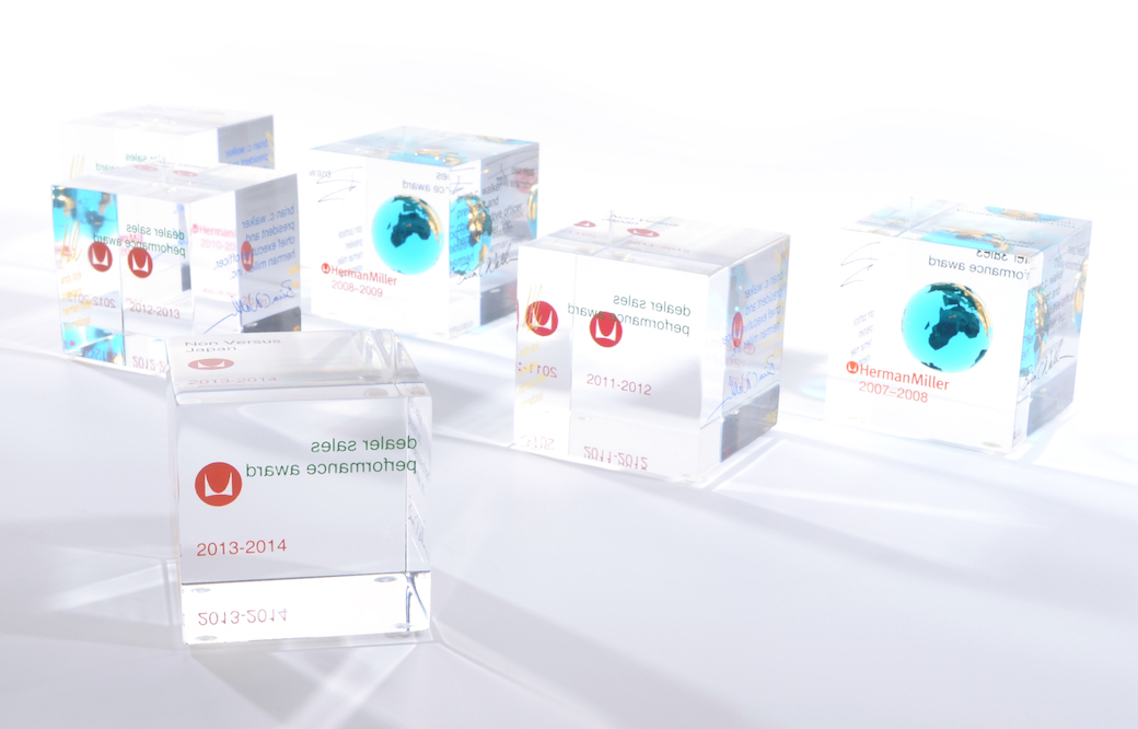 ハーマンミラー正規代理店の証