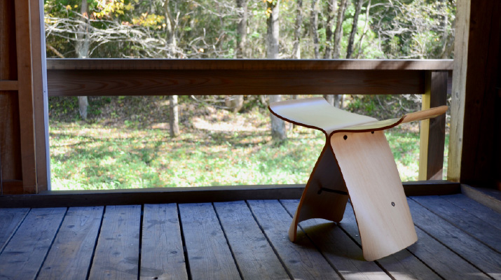 和室にバブルランプ