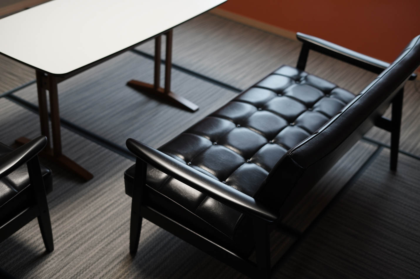 カリモク６０Kチェアブラックブラック