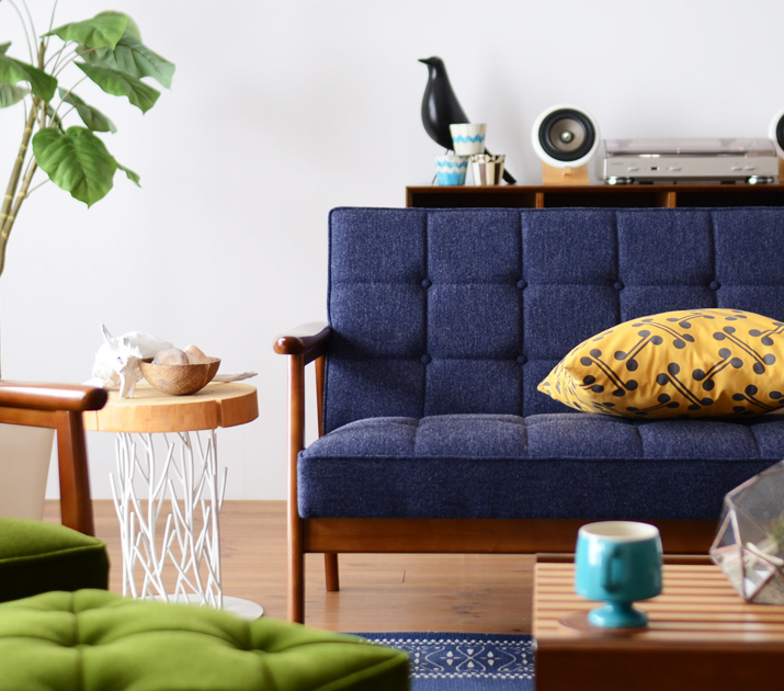 カリモク60ソファ Kチェア タープブルーの質感について