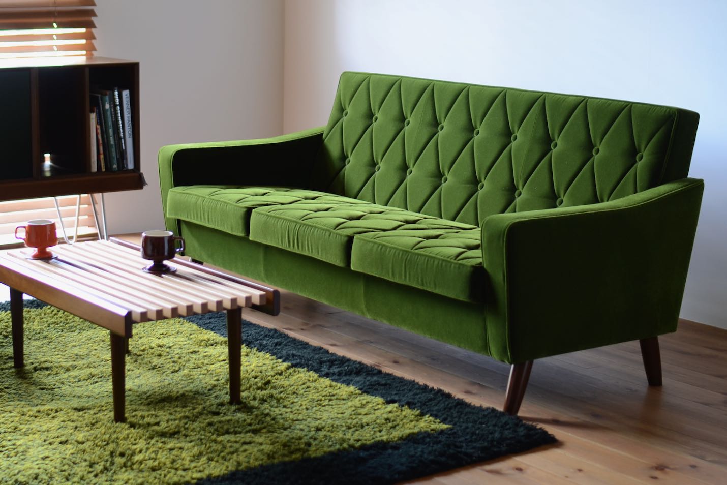 カリモク60シーン