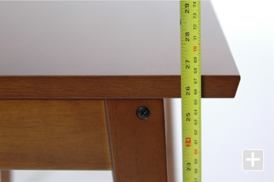 カリモク60+ デスクの高さ