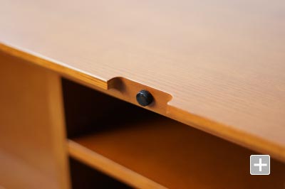 カリモク60 ローボードの天板後方