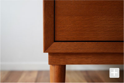 キャビネット角