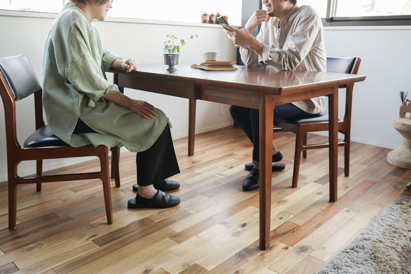 カリモク60 ダイニングテーブル バタフライ ウォールナット