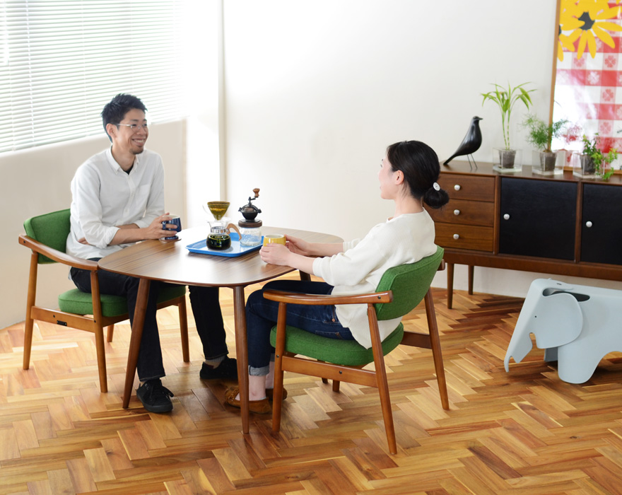 カリモク60 ダイニング徹底解明 -コンパクトなロースタイルダイニング-