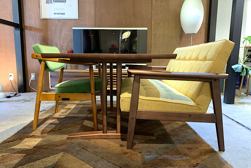 カリモク60 LDテーブル モカブラウンとKチェア、Dチェア