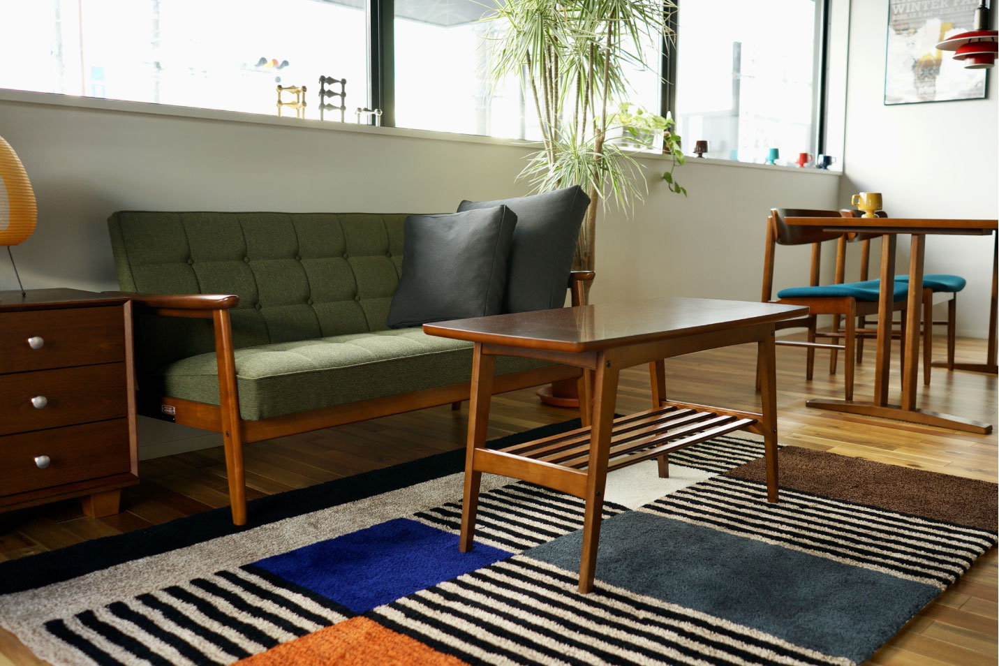 カリモク60のダイニングアイテムたちと