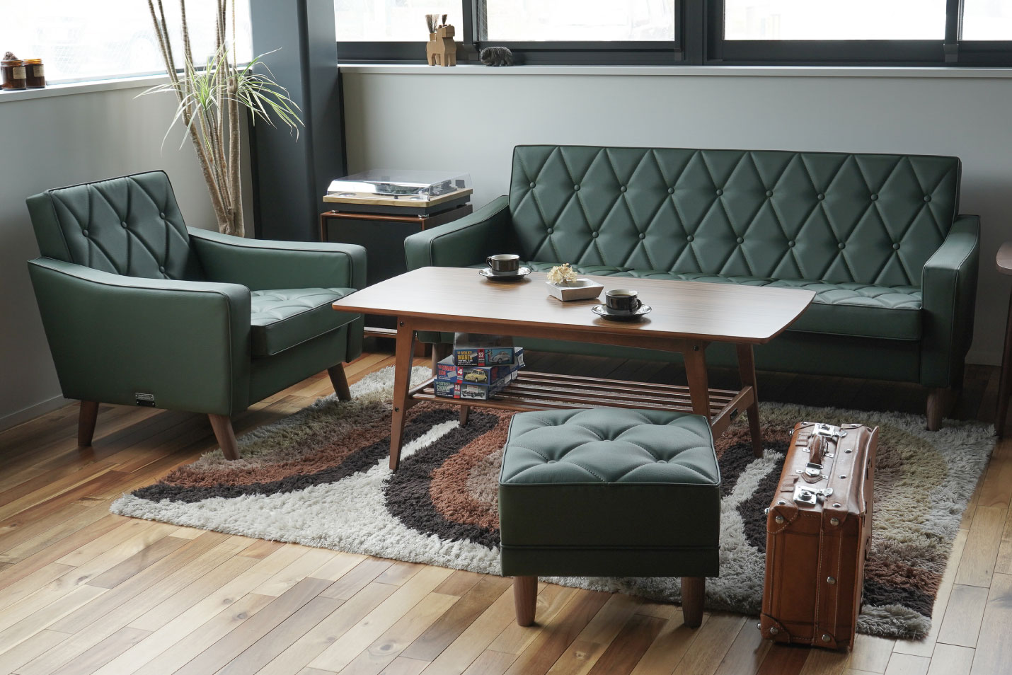 カリモク60 ショップリミテッド ロビーチェア オールドグリーン