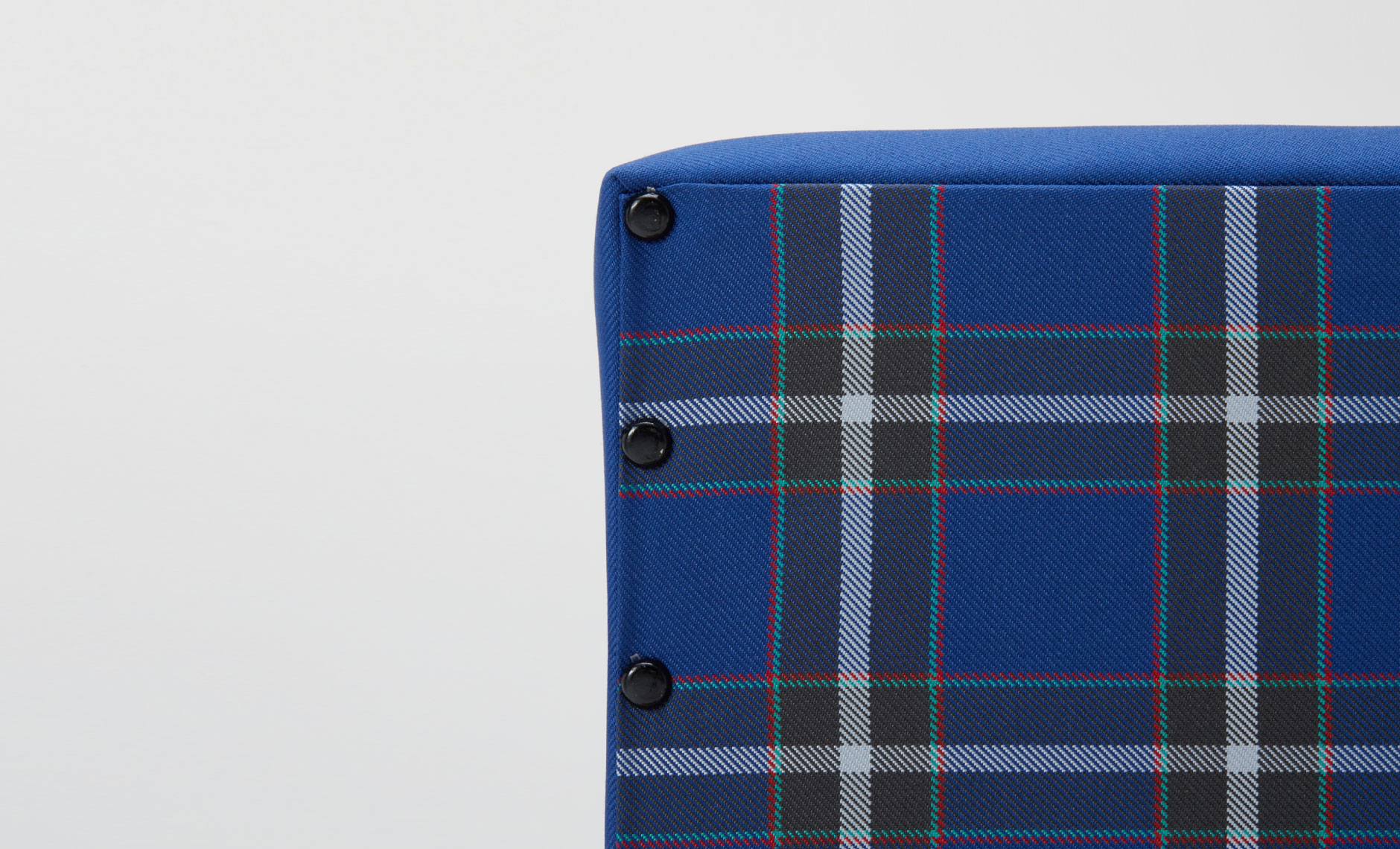 カリモク60Kチェア 神戸タータン