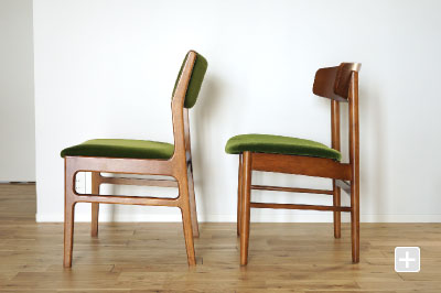 カリモク60 アームレスダイニングチェアとTチェアを真横から比較