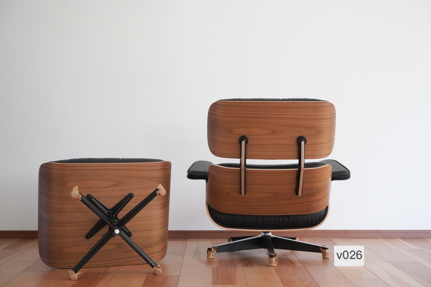 ハーマンミラー（Hermanmiller）イームズラウンジチェアの木目