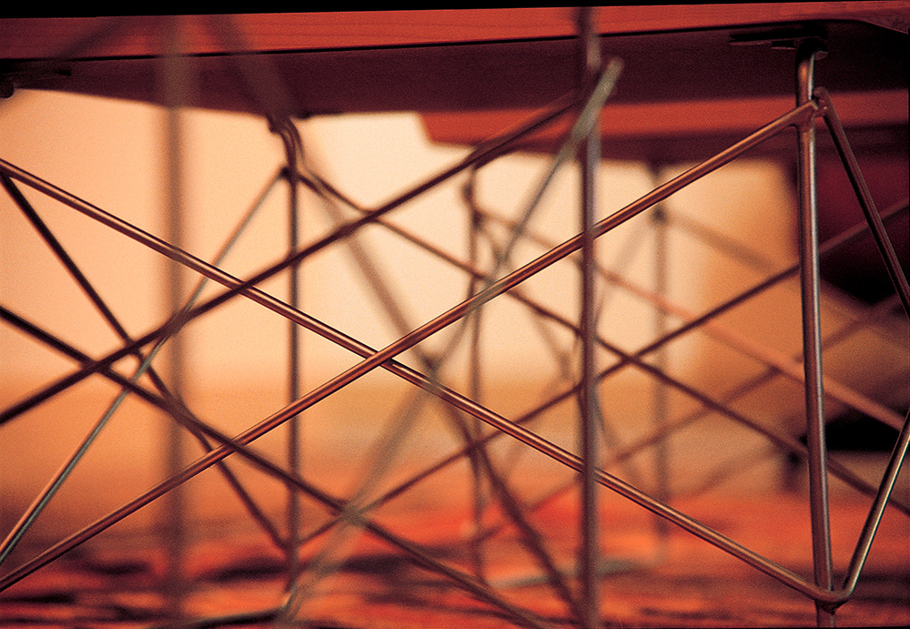 イームズLTRT ワイヤーベーステーブルのベース