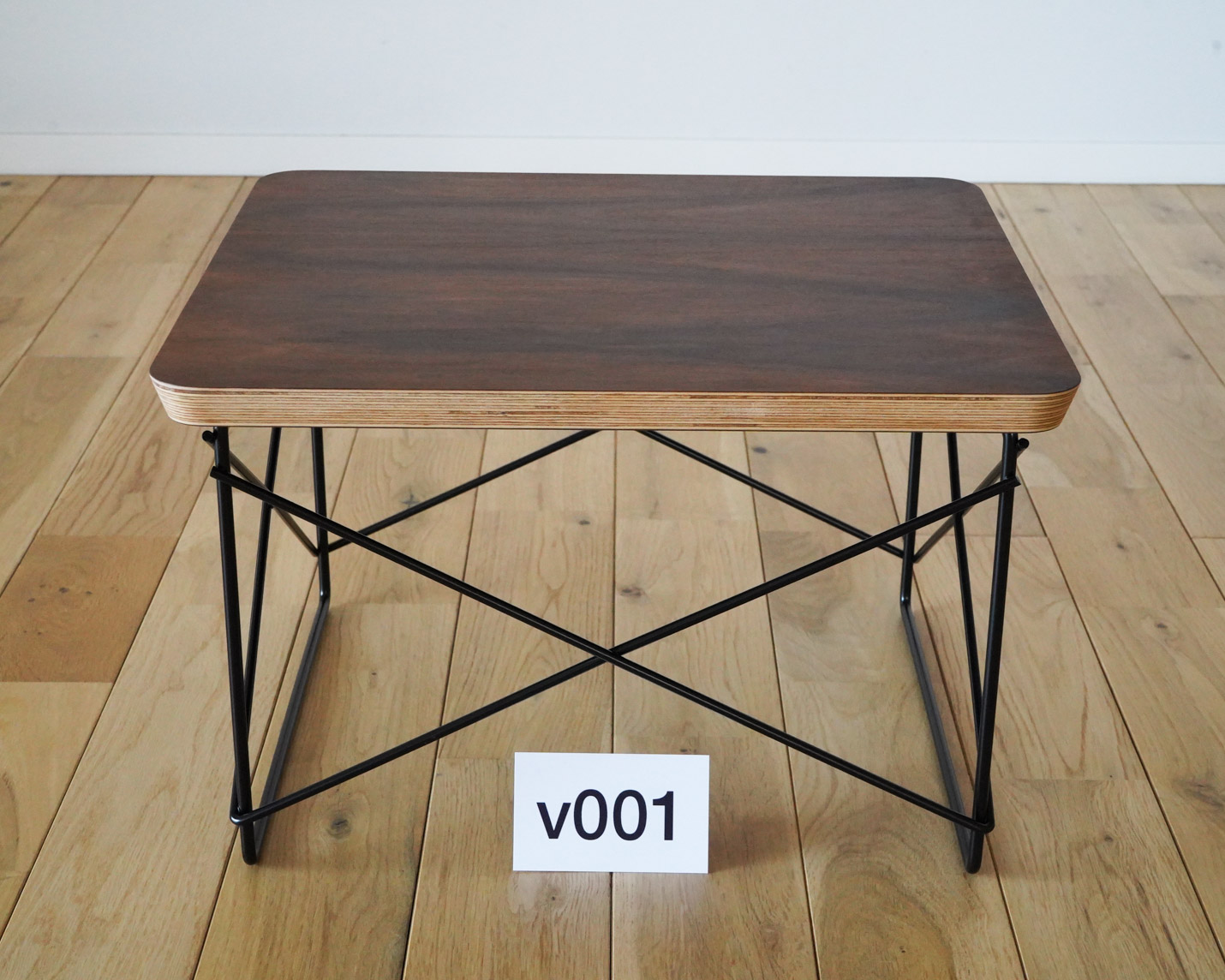 ハーマンミラー（Hermanmiller）イームズLTRTサントスパリサンダーの木目