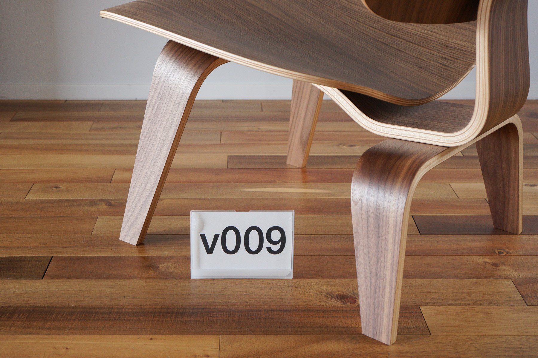 イームズLCWの木目