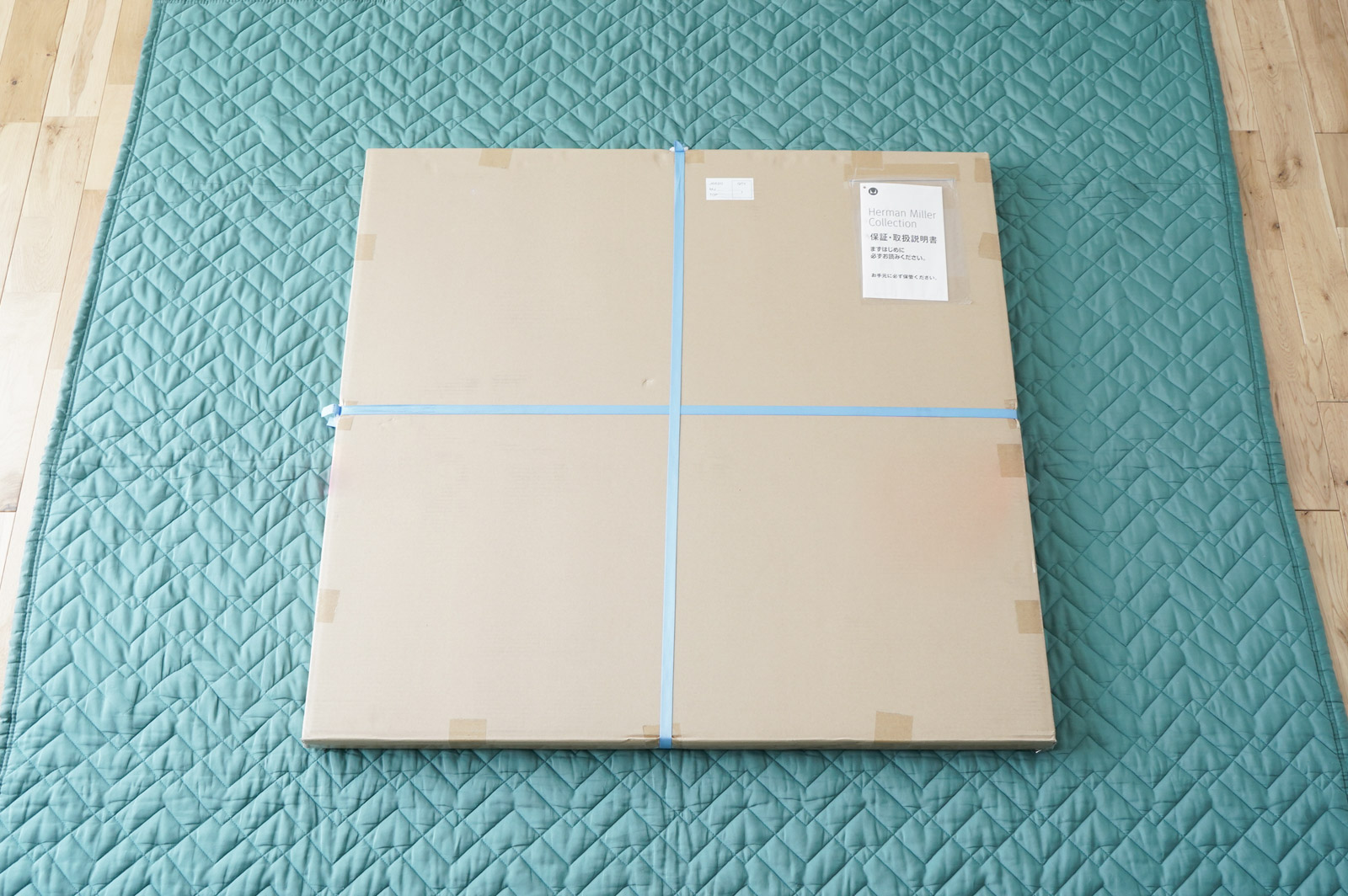 作業は布の上で