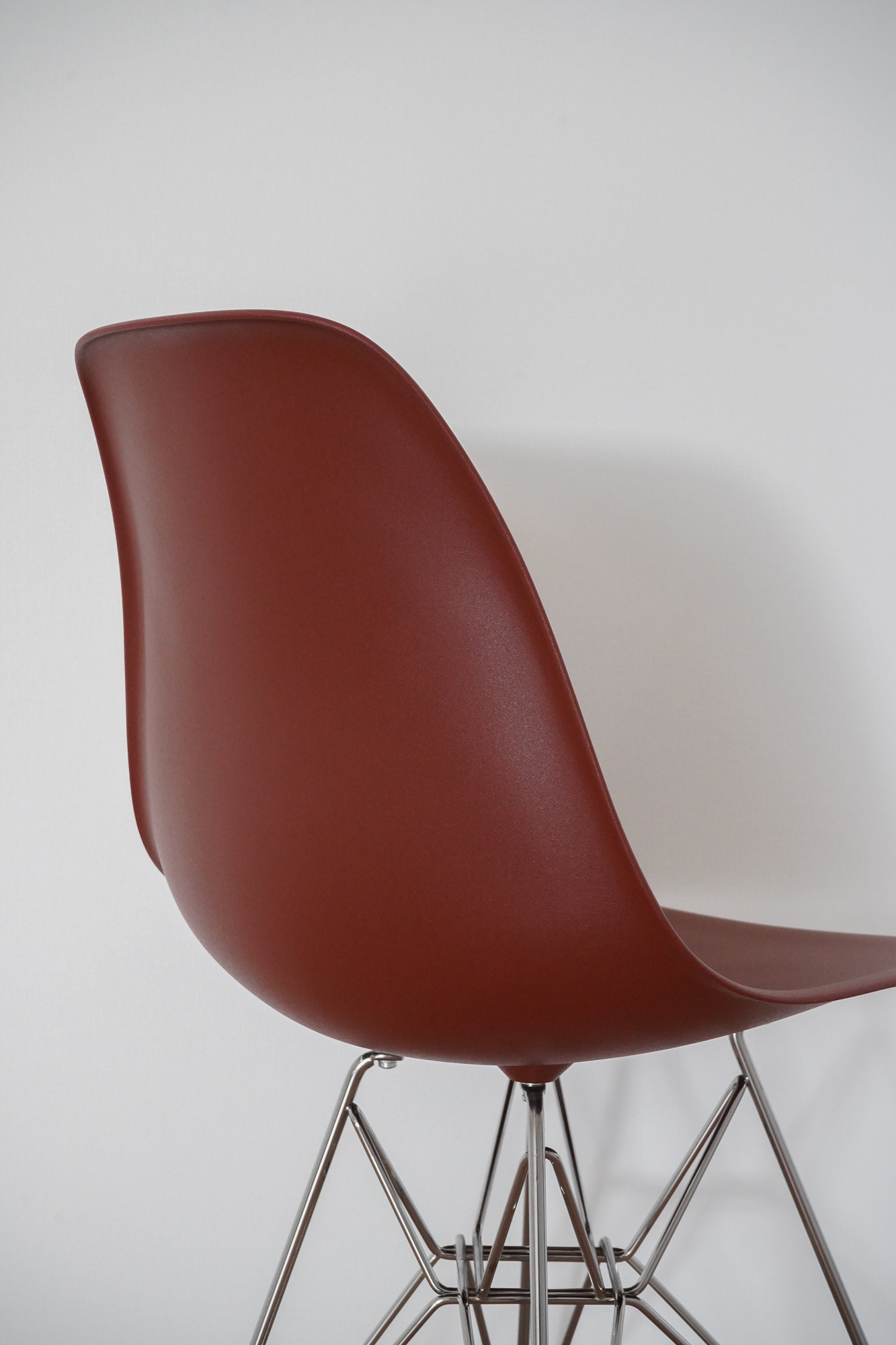 ハーマンミラーイームズシェルチェアブリックレッド