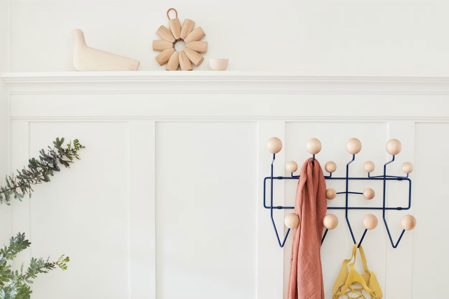 ハーマンミラー（hermanmiller）イームズハングイットオールプライドカラー