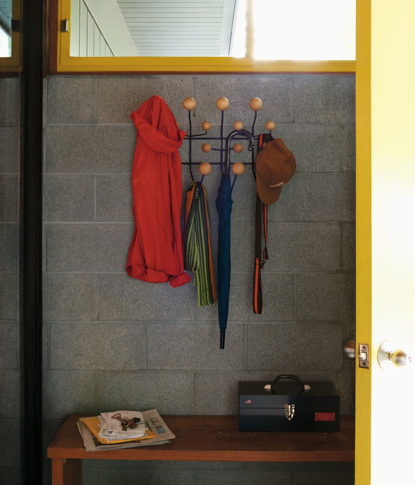 ハーマンミラー（hermanmiller）イームズハングイットオールプライドカラー