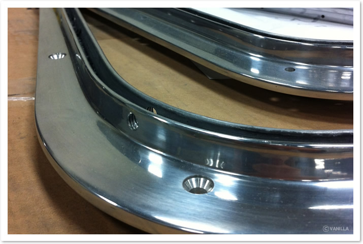 アルミナムのフレーム