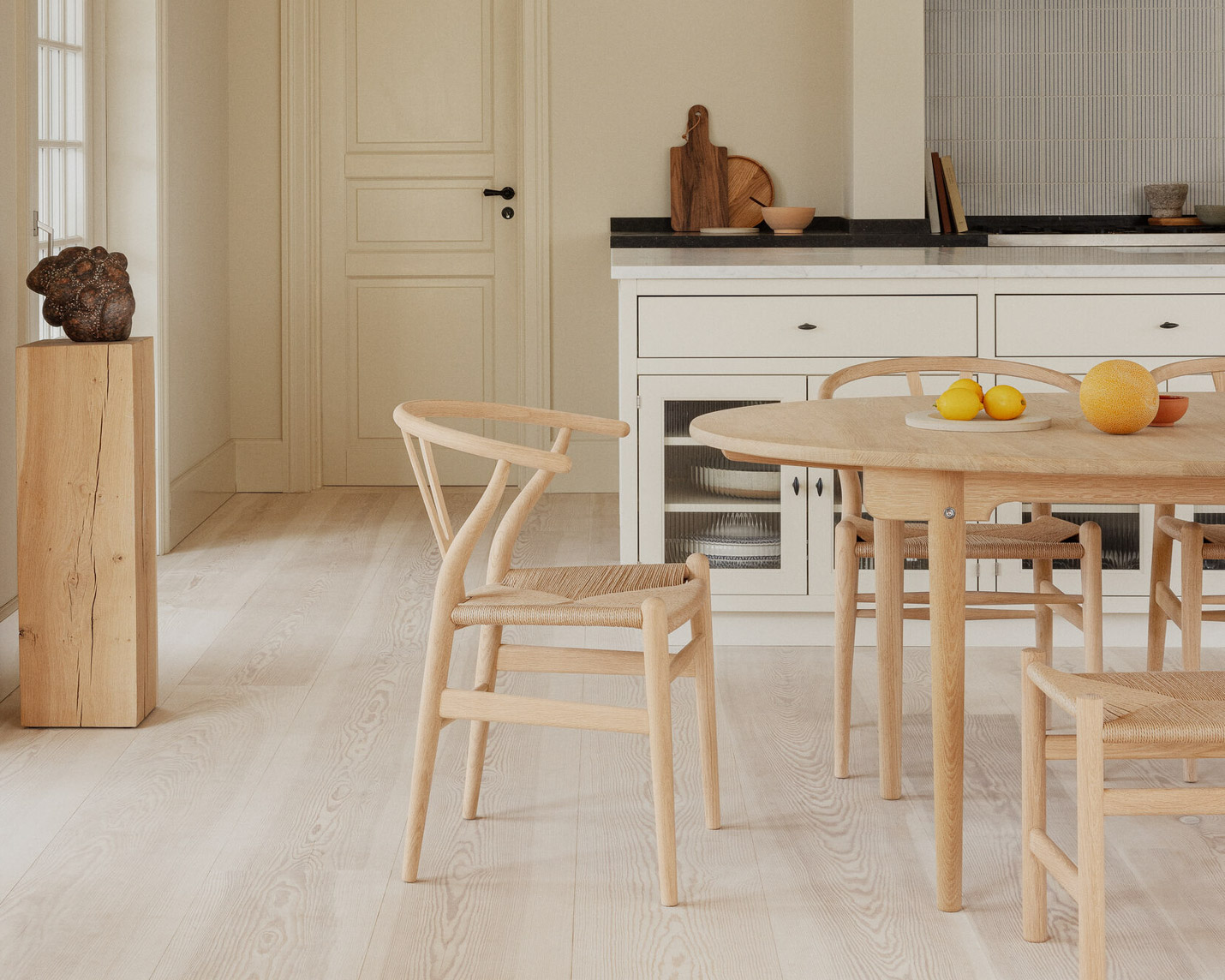 カール・ハンセン&サン(CARL HANSEN & SON)CH24 Yチェアの魅力