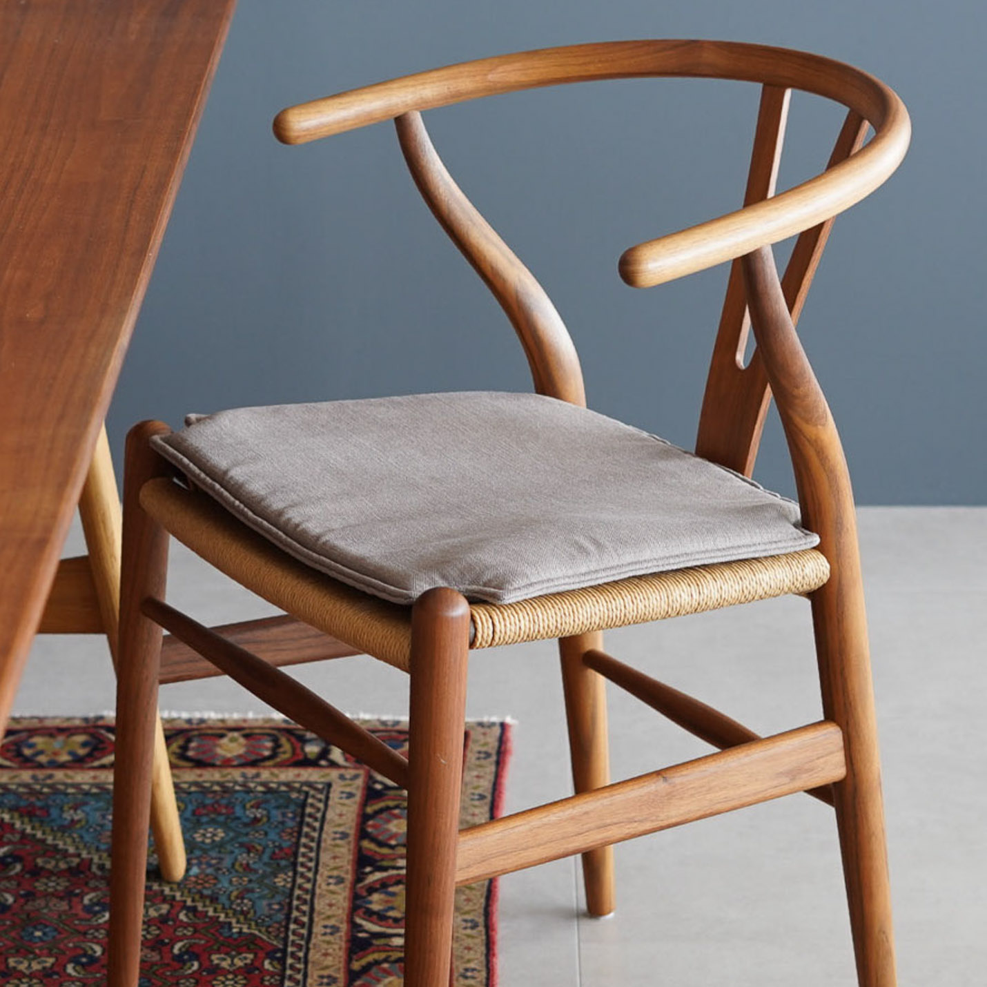 カール・ハンセン&サン(CARL HANSEN & SON)正規取扱店vanillaでYチェアの購入特典