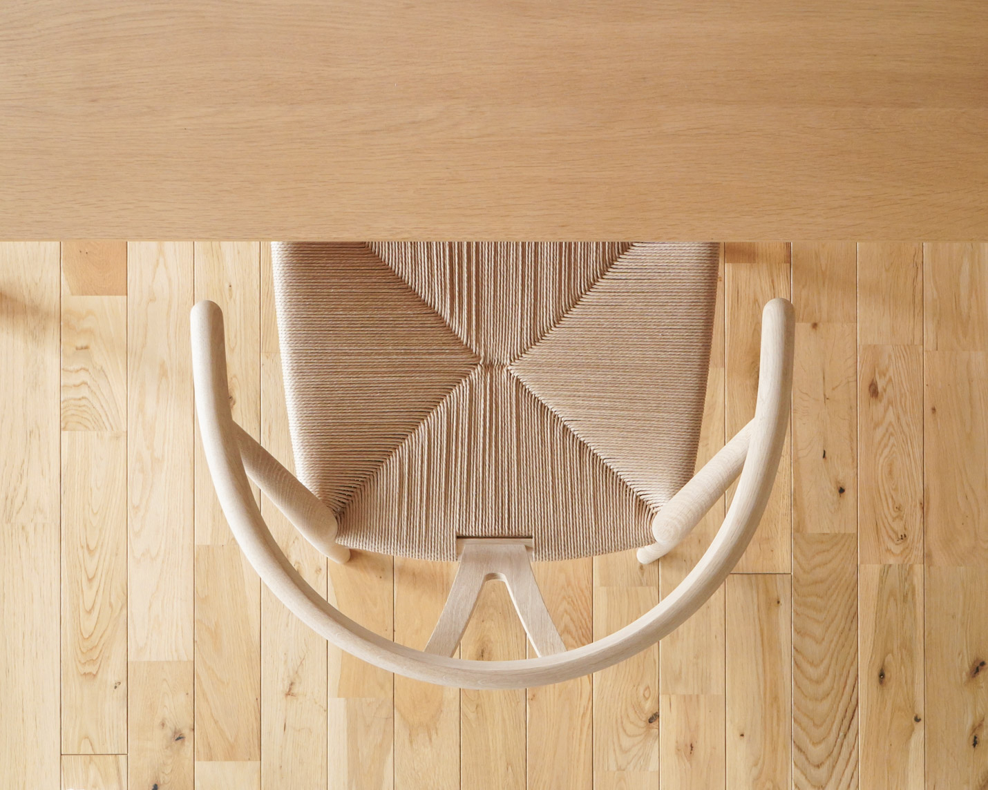 カール・ハンセン&サン(CARL HANSEN & SON)CH24 Yチェアの構造-アームについて