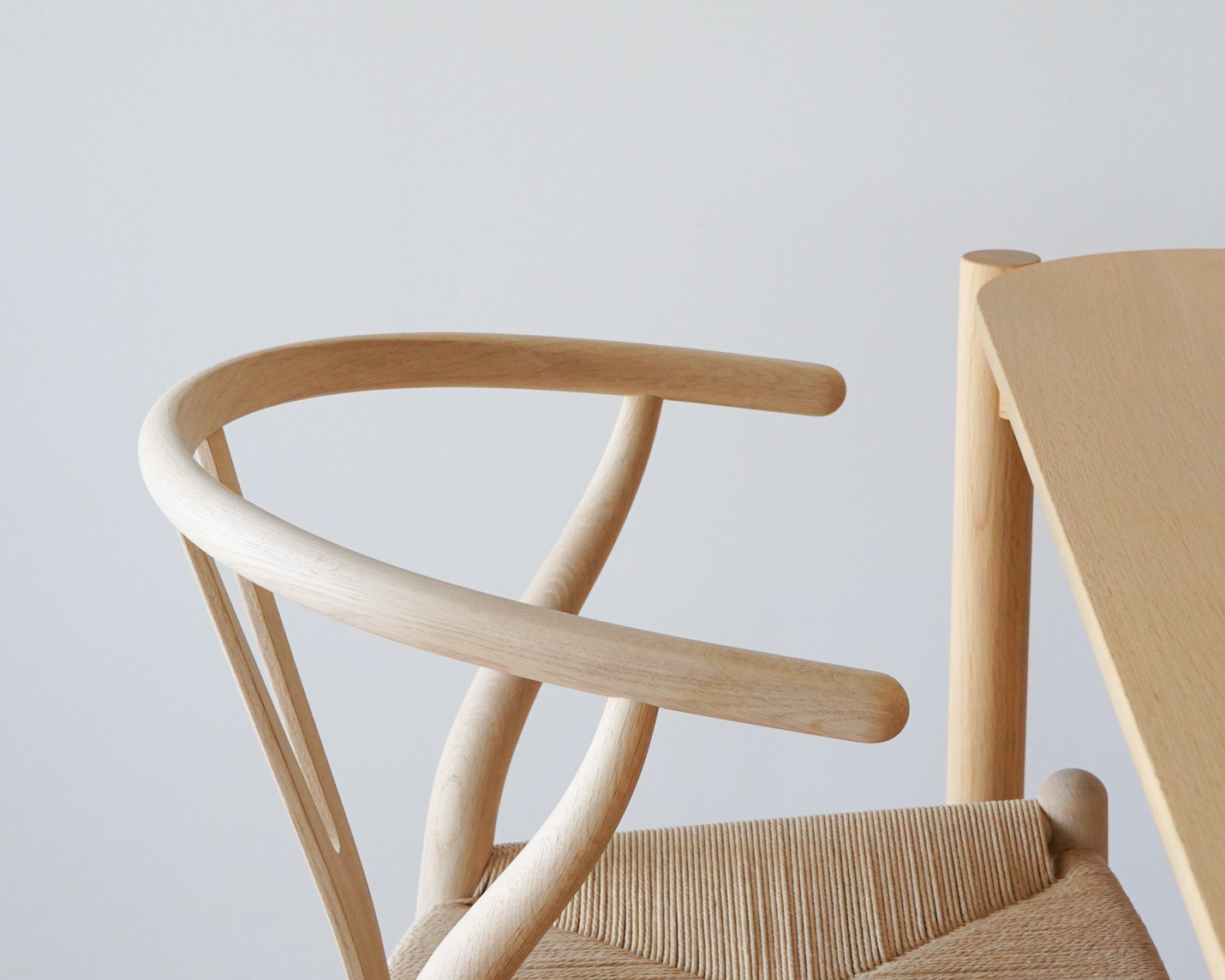 カール・ハンセン＆サン（CARL HANSEN & SON）CH24 Yチェアの構造-アームについて