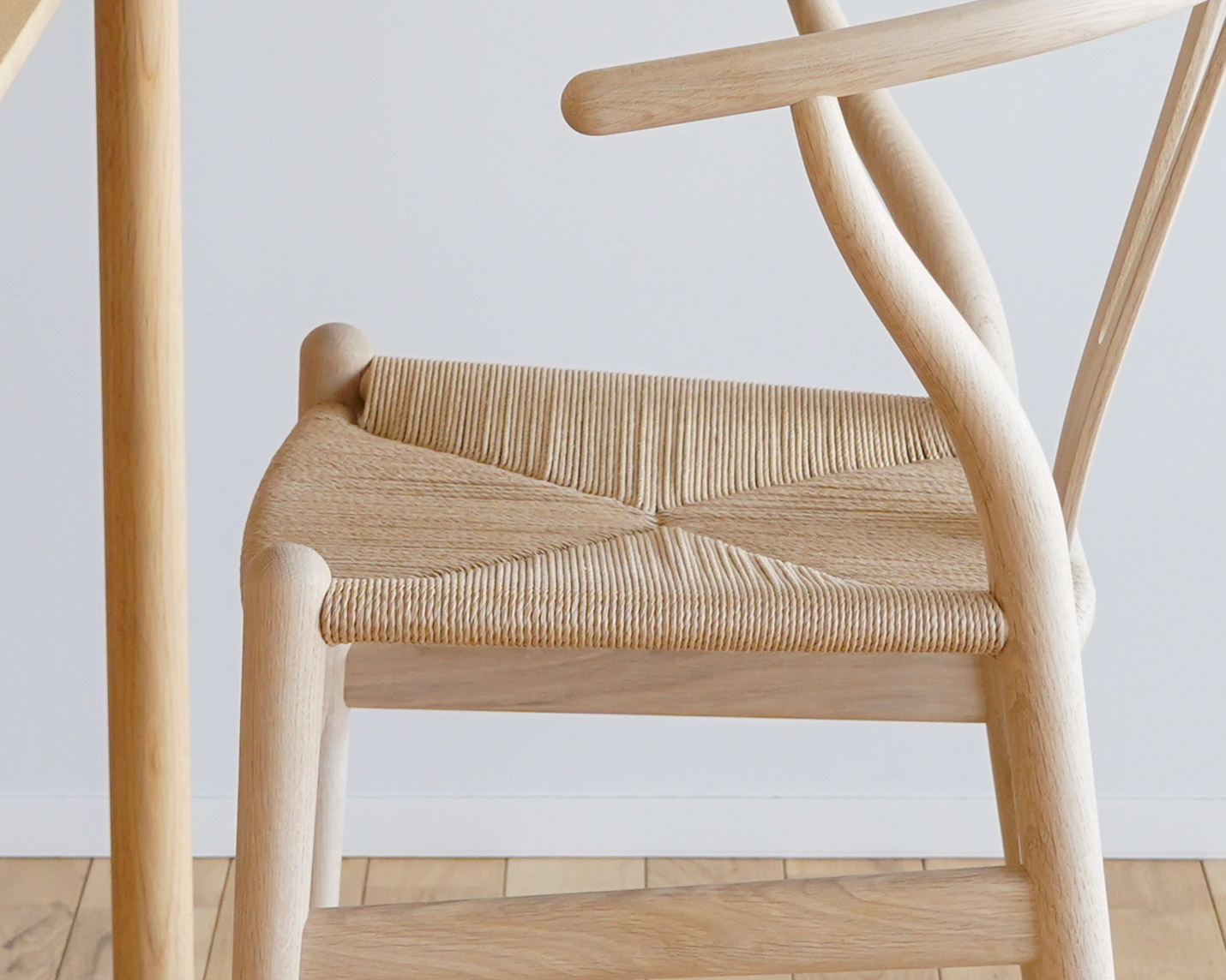 カール・ハンセン＆サン（CARL HANSEN & SON）CH24 Yチェアの構造-ペーパーコードについて