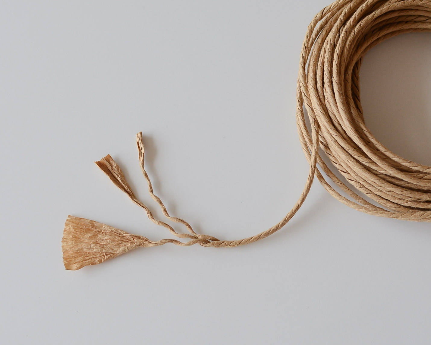 カール・ハンセン＆サン（CARL HANSEN & SON）CH24 Yチェアの構造-ペーパーコードについて