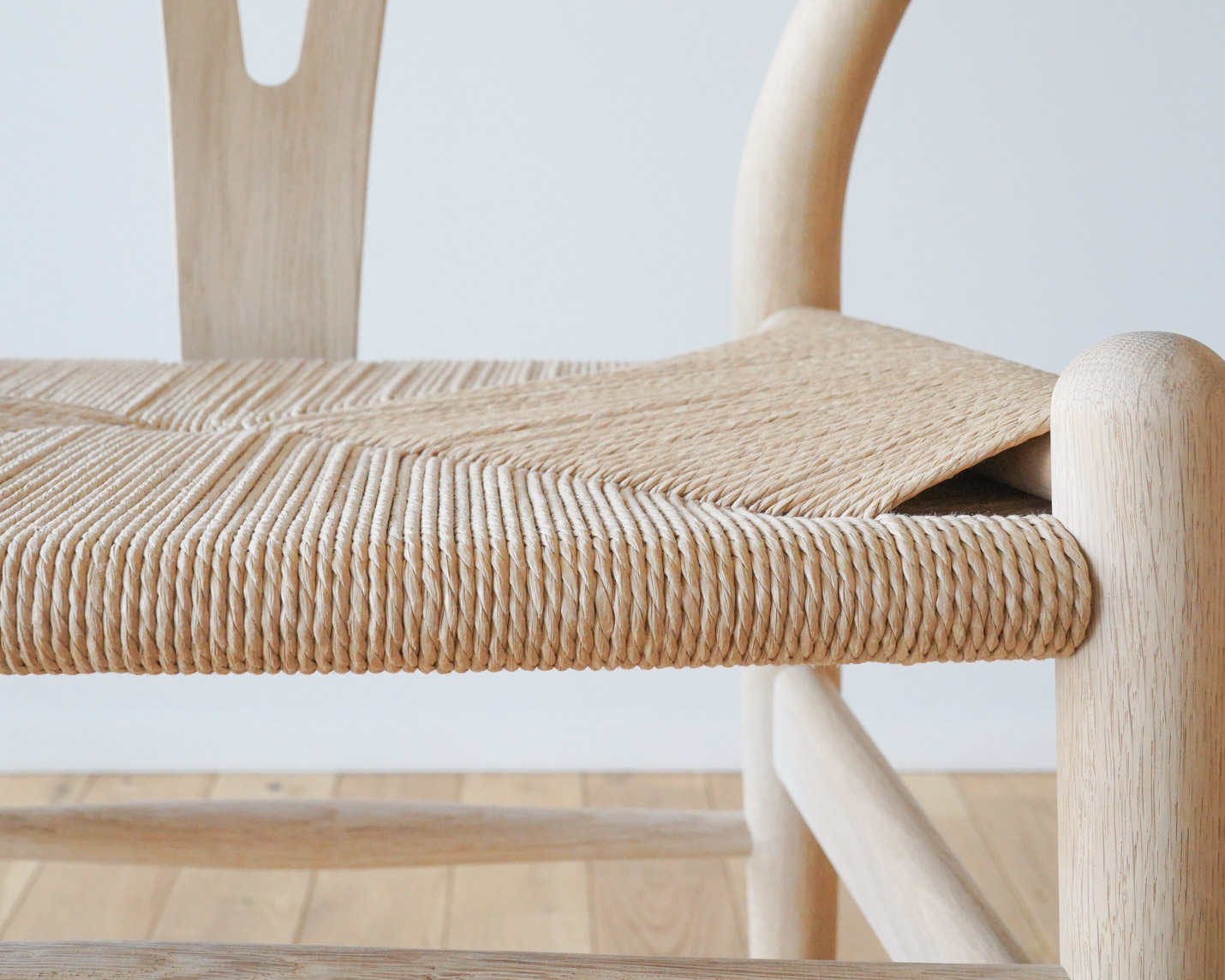 カール・ハンセン＆サン（CARL HANSEN & SON）CH24 Yチェアの構造-ペーパーコードについて