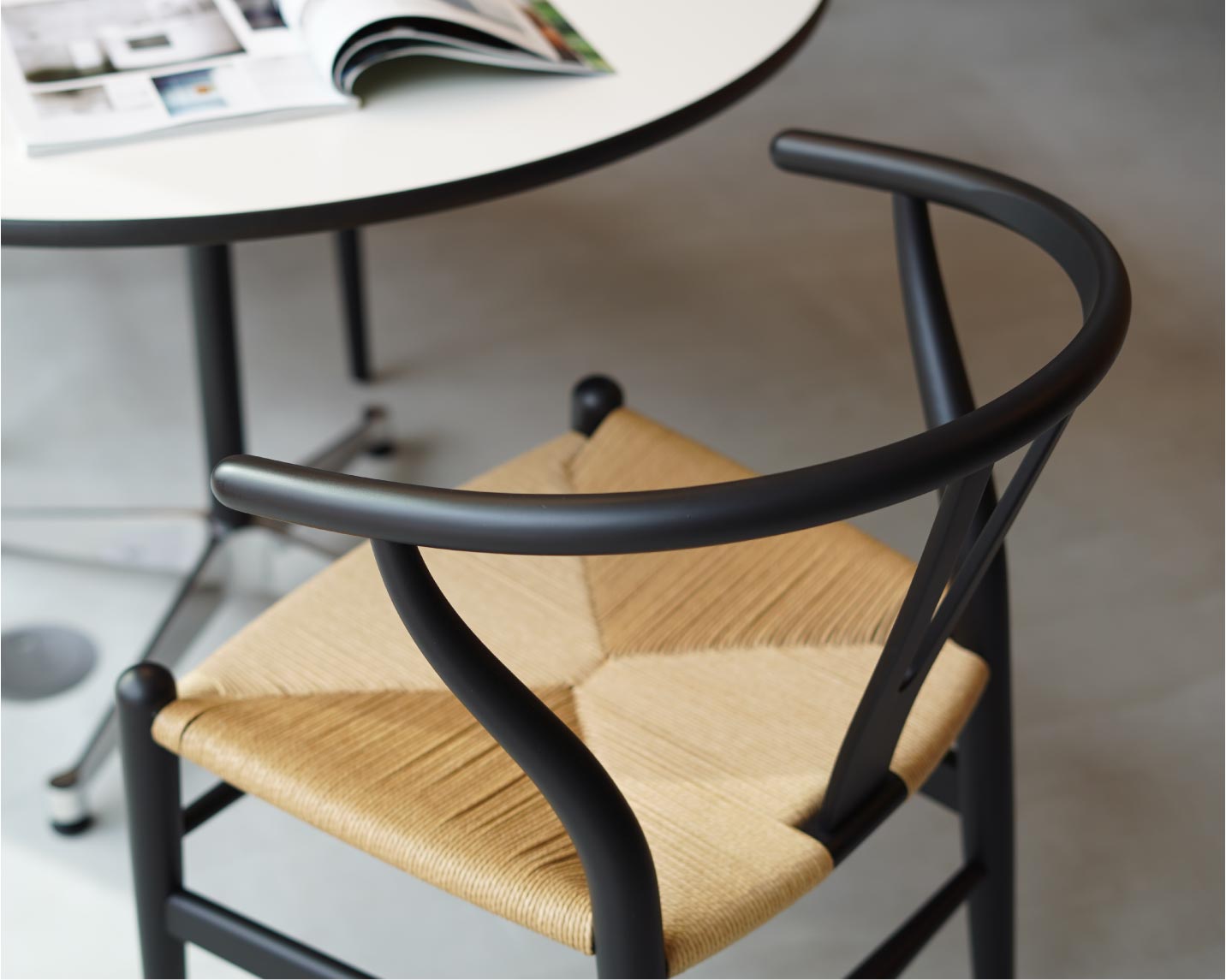 CARL HANSEN & SON （カール・ハンセン＆サン）CH24(Yチェア）ビーチ ソフトブラック