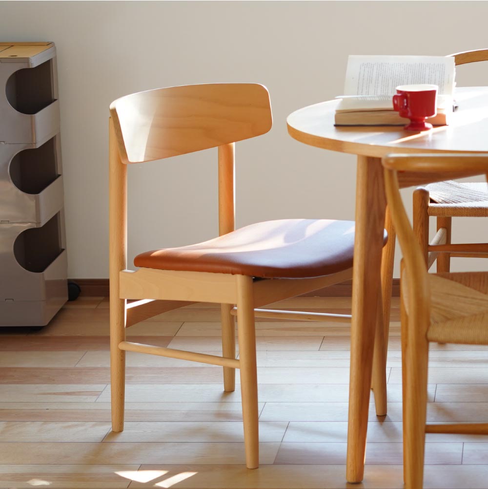 カリモク60+ ダイニングチェア Tチェア リーベルブラウン