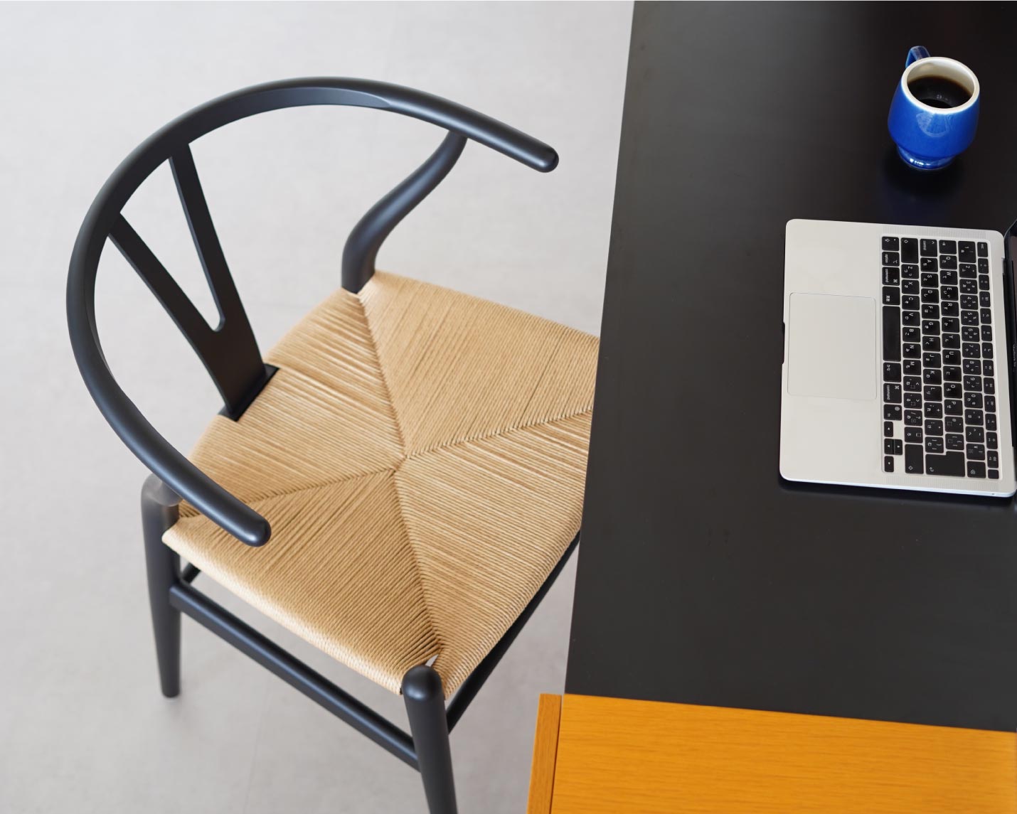 カール・ハンセン＆サン（CARL HANSEN & SON）CH24(Yチェア）ソフトブラック