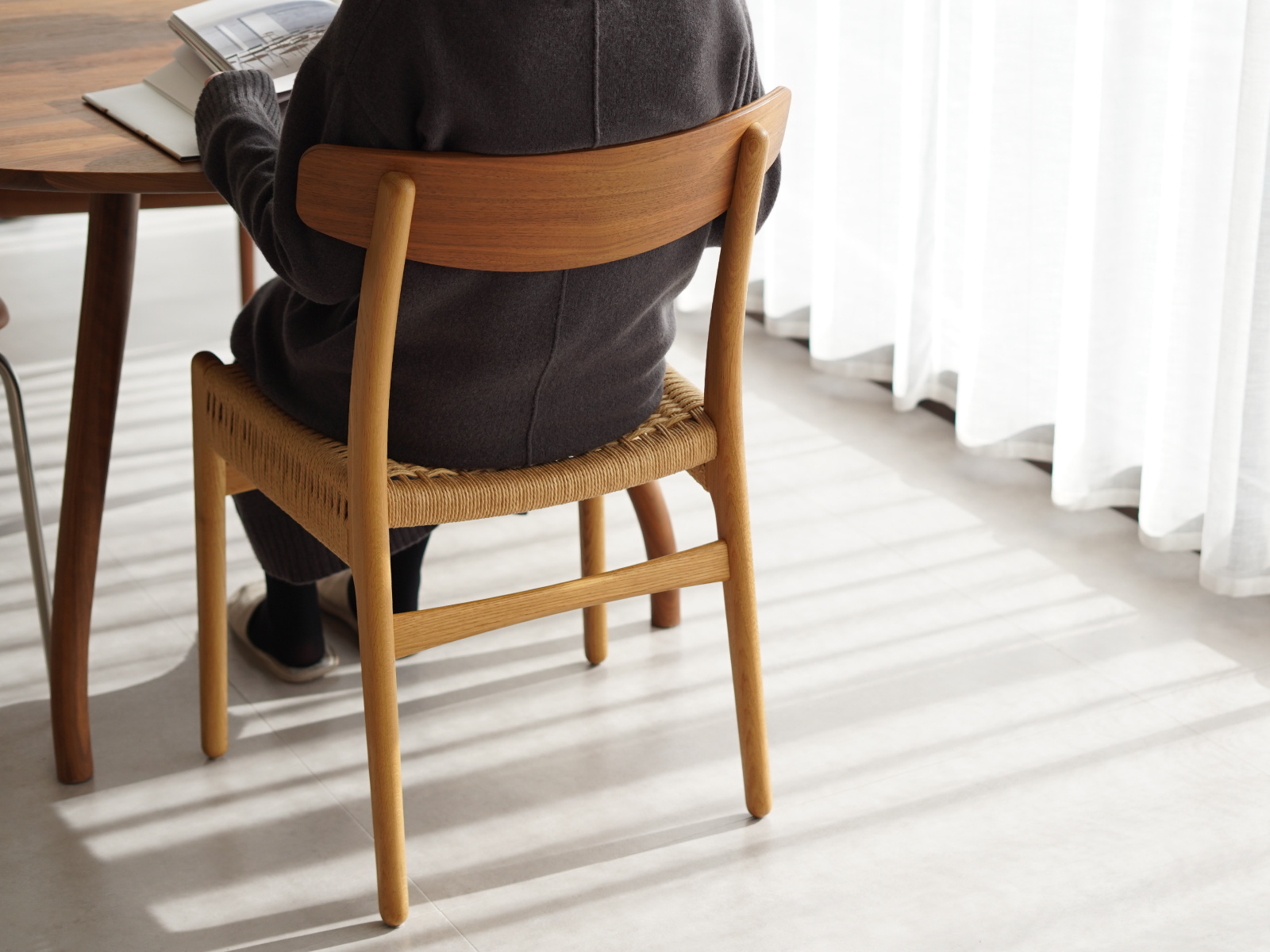 CARL HANSEN & SON （カールハンセン＆サン） CH23 オーク&ウォールナット オイルフィニッシュ