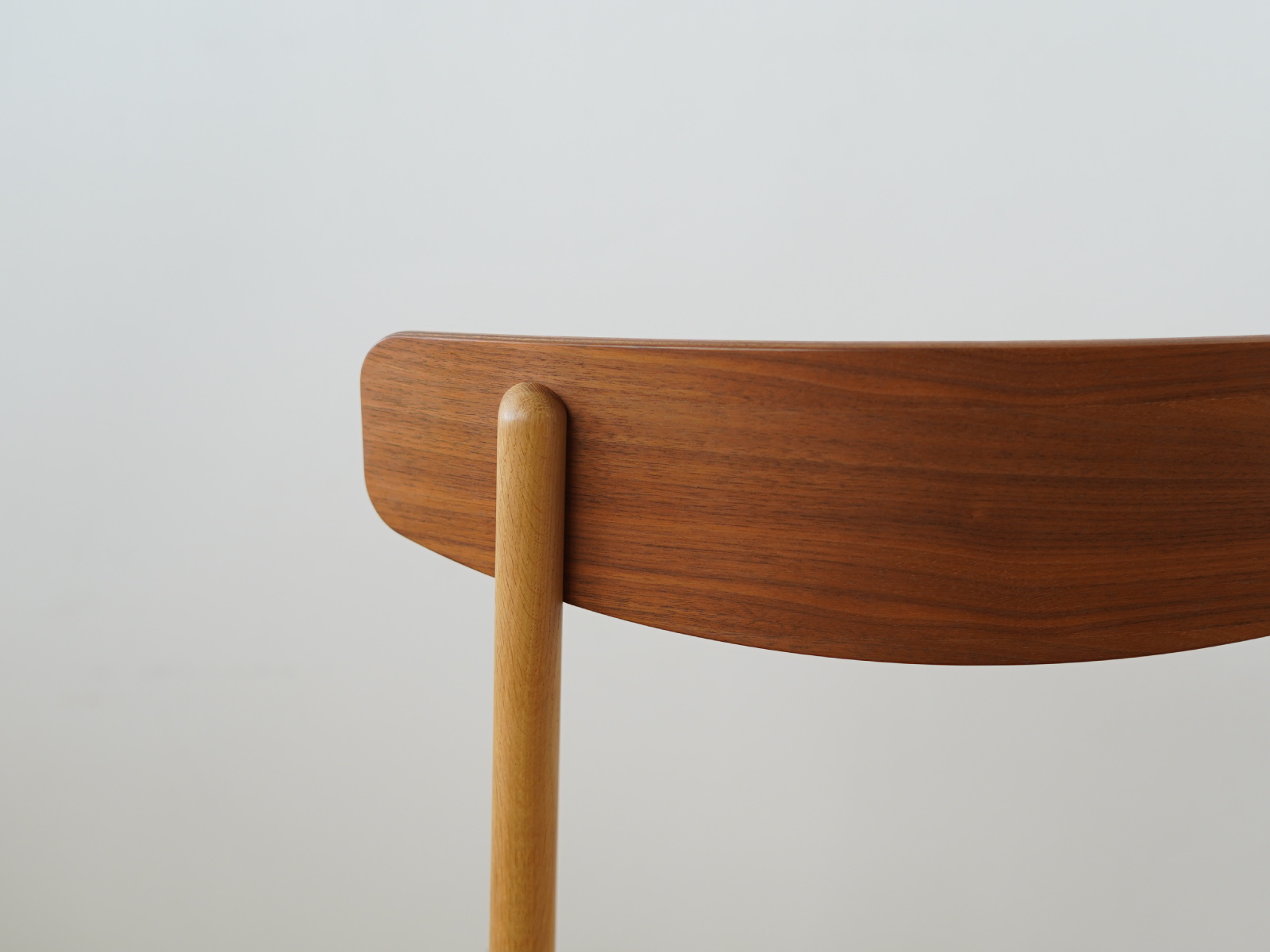 CARL HANSEN & SON （カールハンセン＆サン） CH23 オーク&ウォールナット オイルフィニッシュ