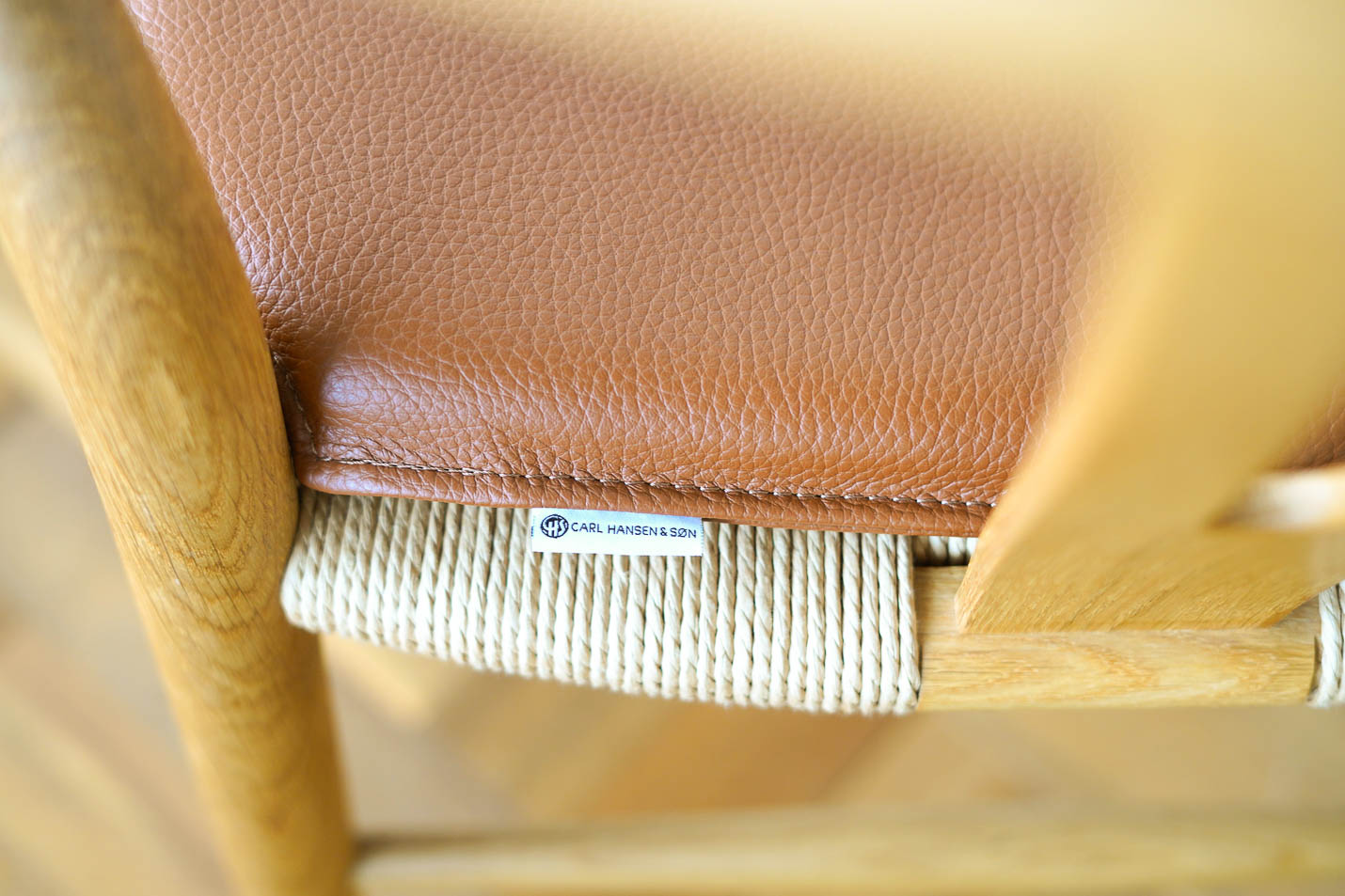 CARL HANSEN & SON（カールハンセン＆サン） CH24（Yチェア）専用本革シートクッション ブラウン4