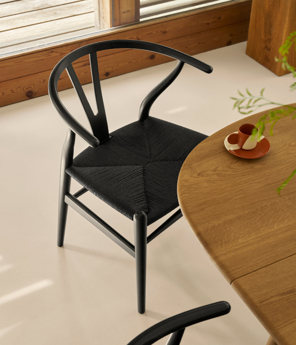 CH24 Yチェア ユーカリブラック