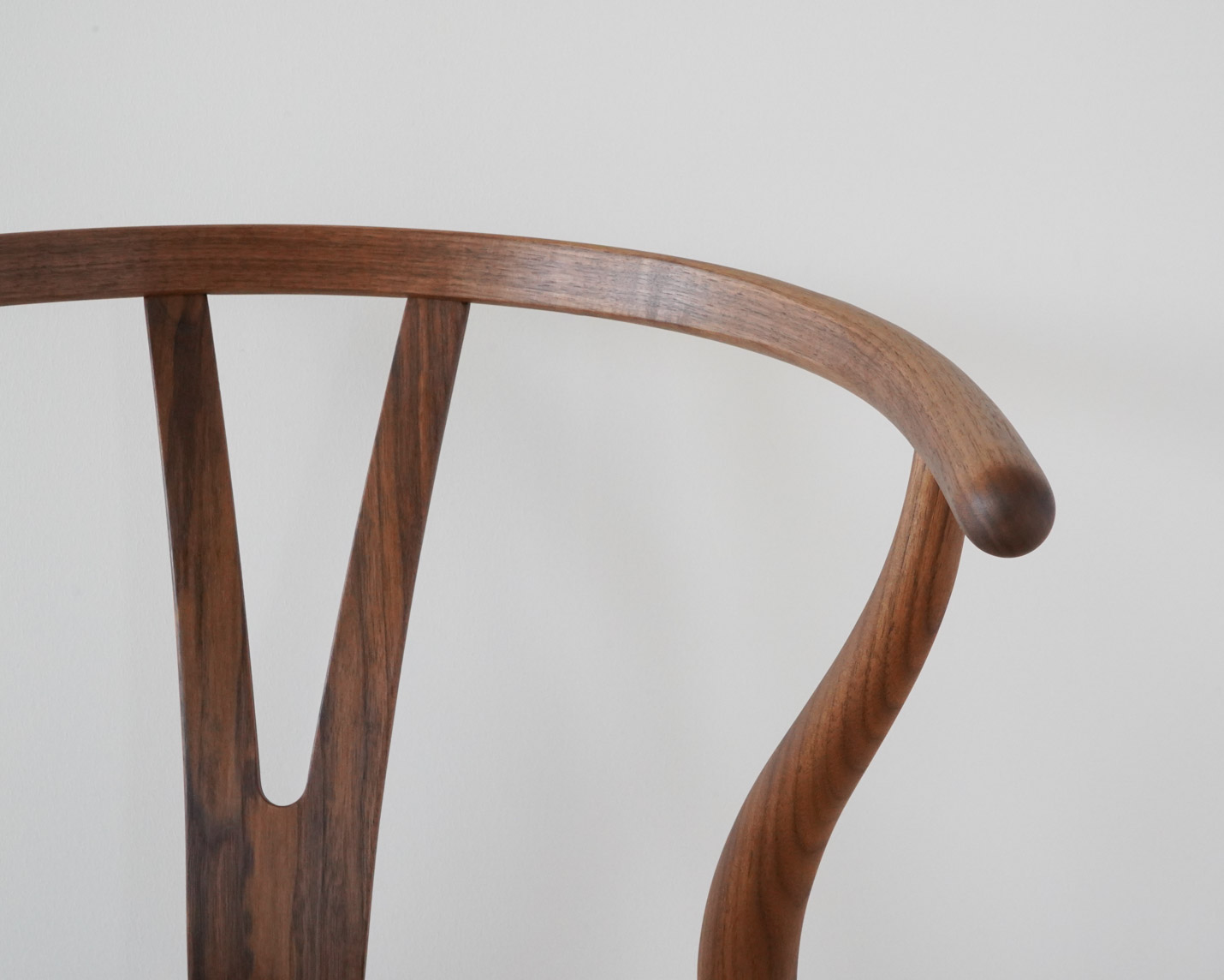 カール・ハンセン＆サン（CARL HANSEN & SON）Yチェア CH24 ウォールナット×オイルフィニッシュ