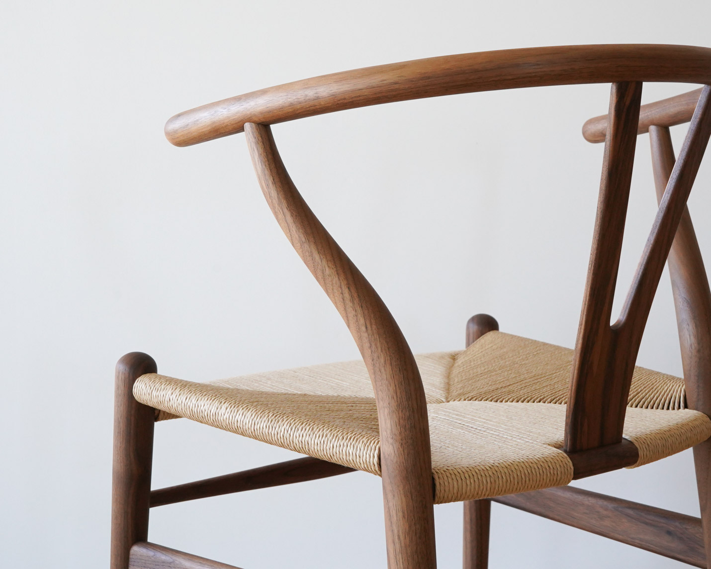 カール・ハンセン＆サン（CARL HANSEN & SON）Yチェア CH24 ウォールナット×オイルフィニッシュ