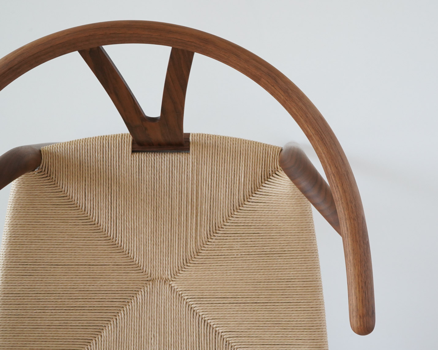 カール・ハンセン＆サン（CARL HANSEN & SON）Yチェア CH24 ウォールナット×オイルフィニッシュ