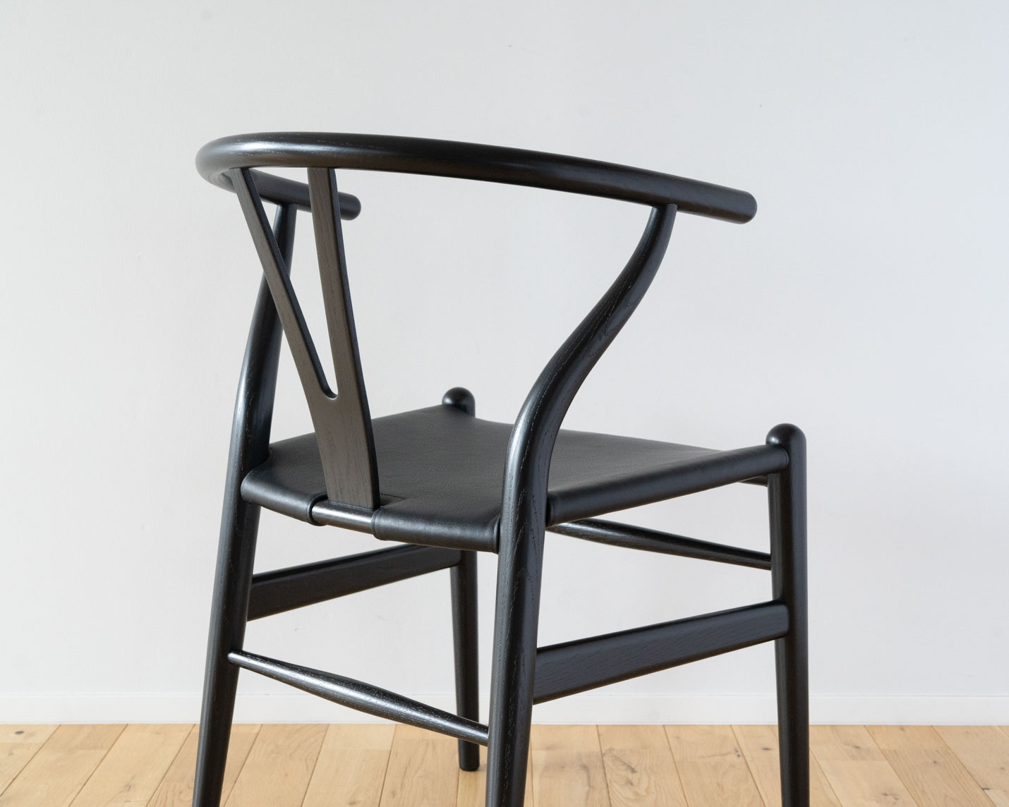 カール・ハンセン＆サン（CARL HANSEN & SON） CH24P Yチェア（レザーシート：ブラック） オーク ブラック塗装