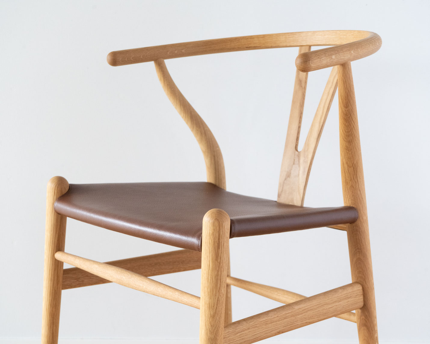 カール・ハンセン&サン(CARL HANSEN & SON) CH24P Yチェア(レザーシート:ブラウン) オーク オイルフィニッシュ