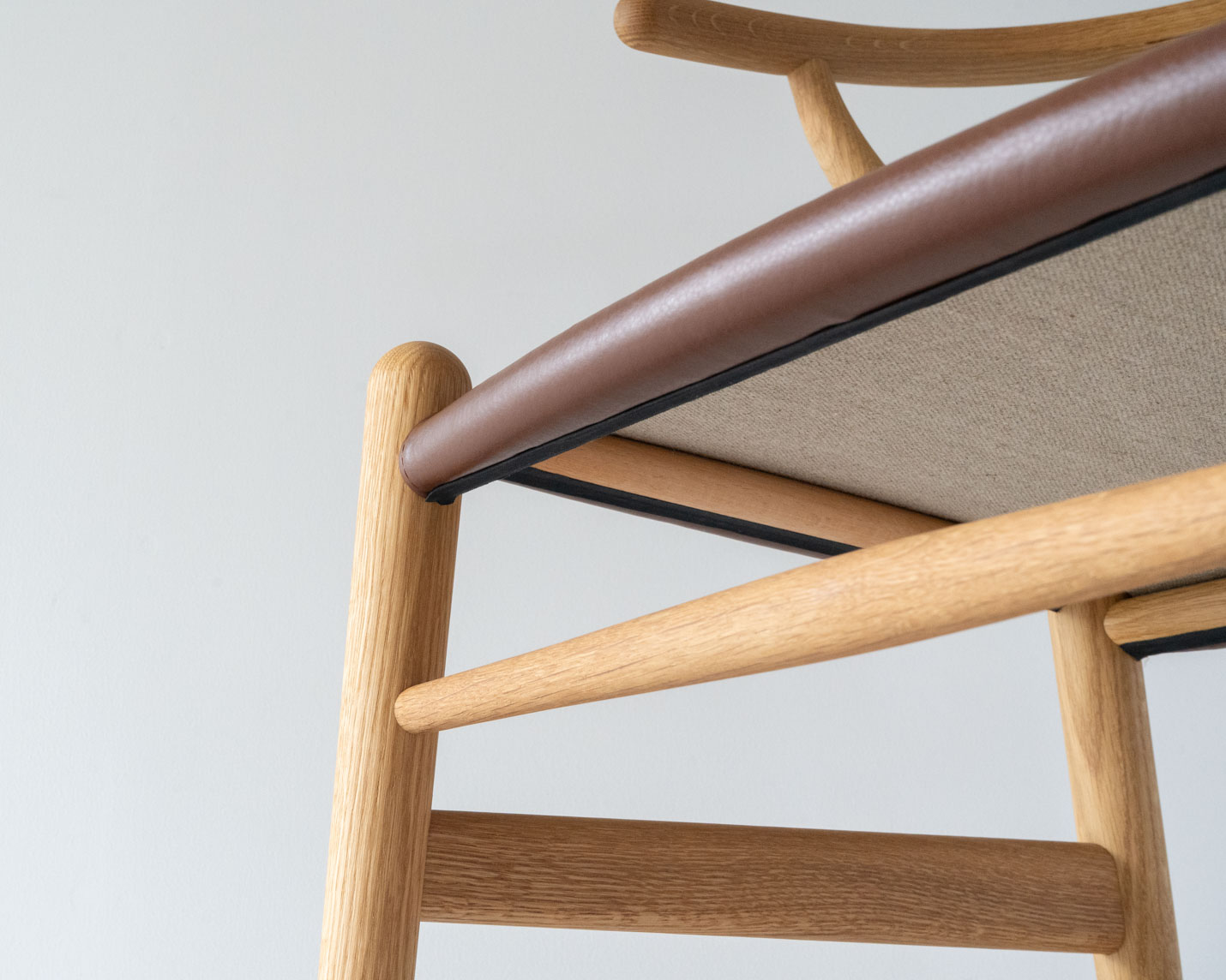 カール・ハンセン＆サン（CARL HANSEN & SON） CH24P Yチェア（レザーシート：ブラウン） オーク オイルフィニッシュ