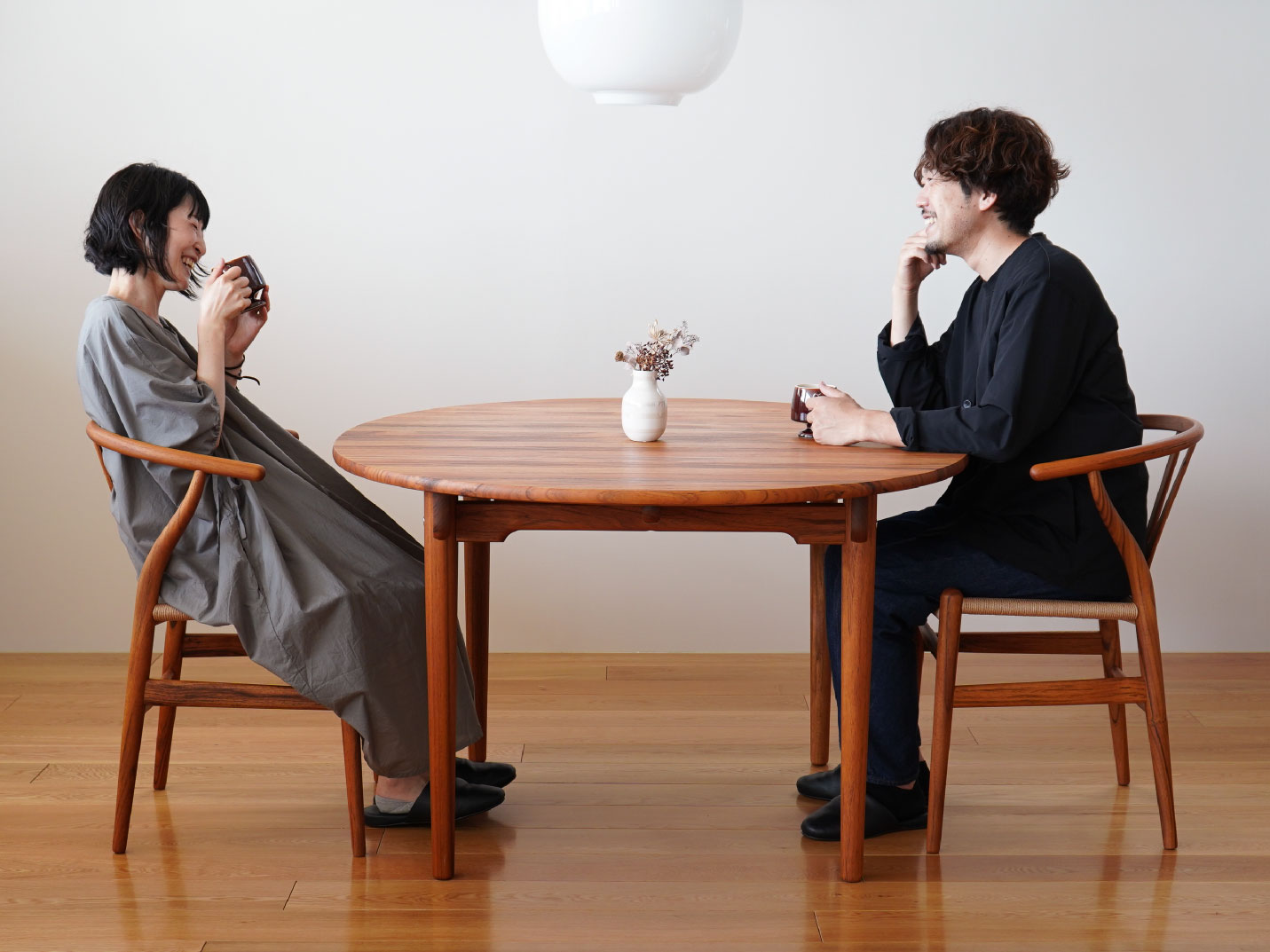 CARL HANSEN & SON （カールハンセン＆サン） CH337 ダイニングテーブル