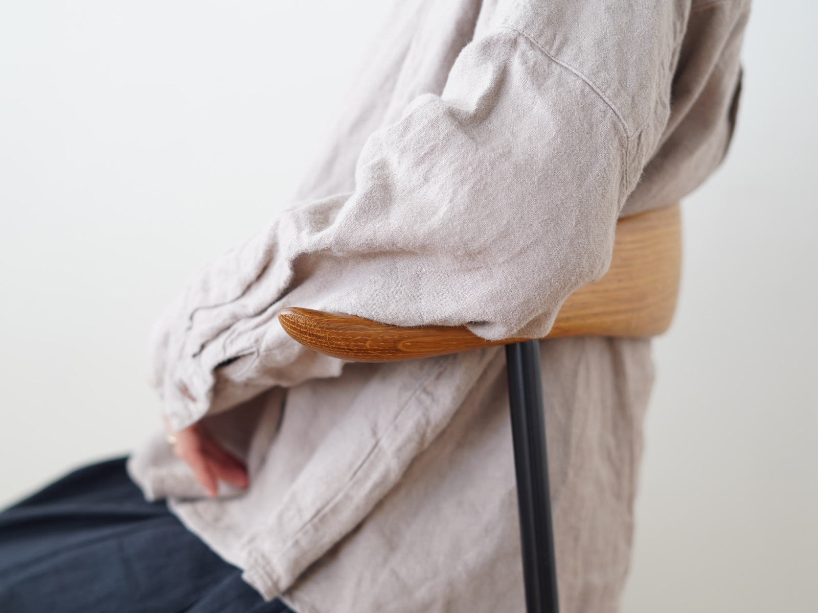 CARL HANSEN & SON （カールハンセン＆サン） ch88t オーク/オイル仕上げ ブラック脚