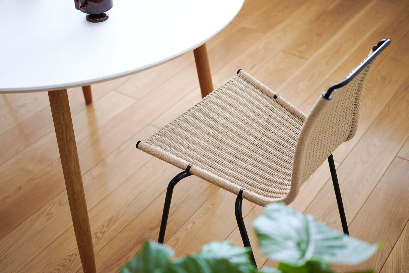 PK１ブラックフレーム ナチュラルペーパーコード CARL HANSEN & SON（カール・ハンセン＆サン）