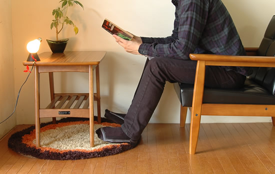 カリモクと（横から）