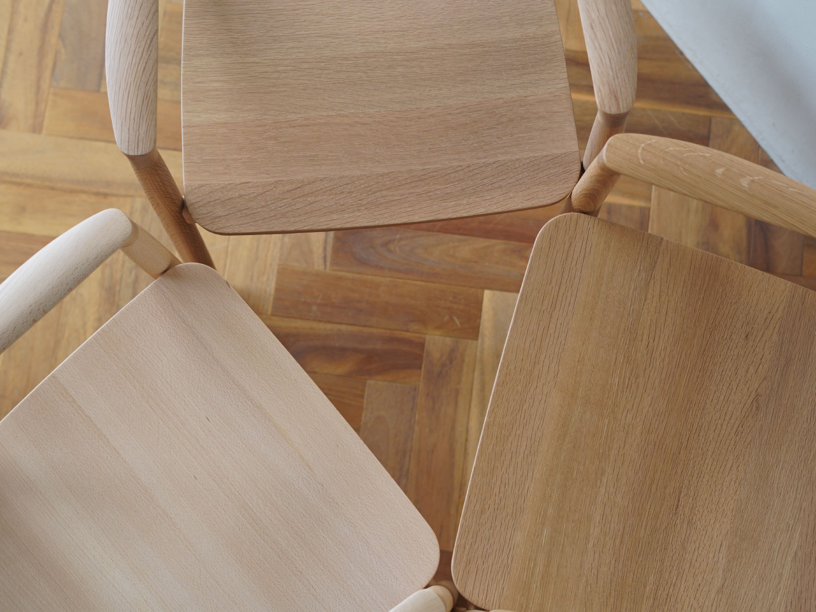 木材による印象の違い2 上から