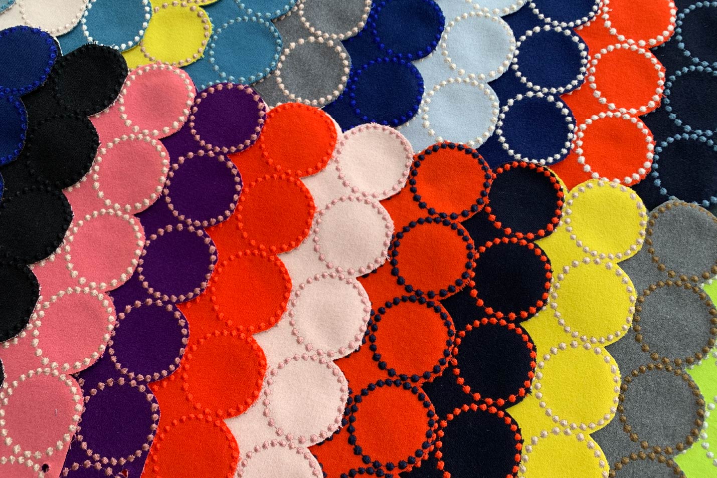 ミナペルホネン ドップタンバリン生地